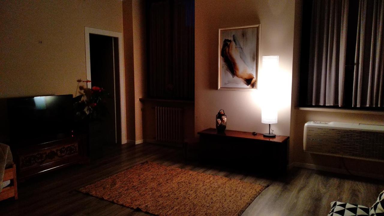 Marconi Rooms Loggia Delle Erbe Верона Экстерьер фото